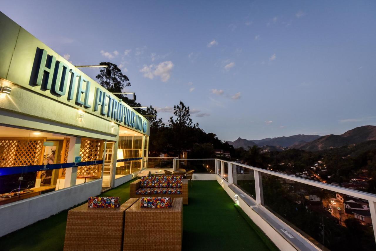 Hotel Petropolis Inn Екстер'єр фото