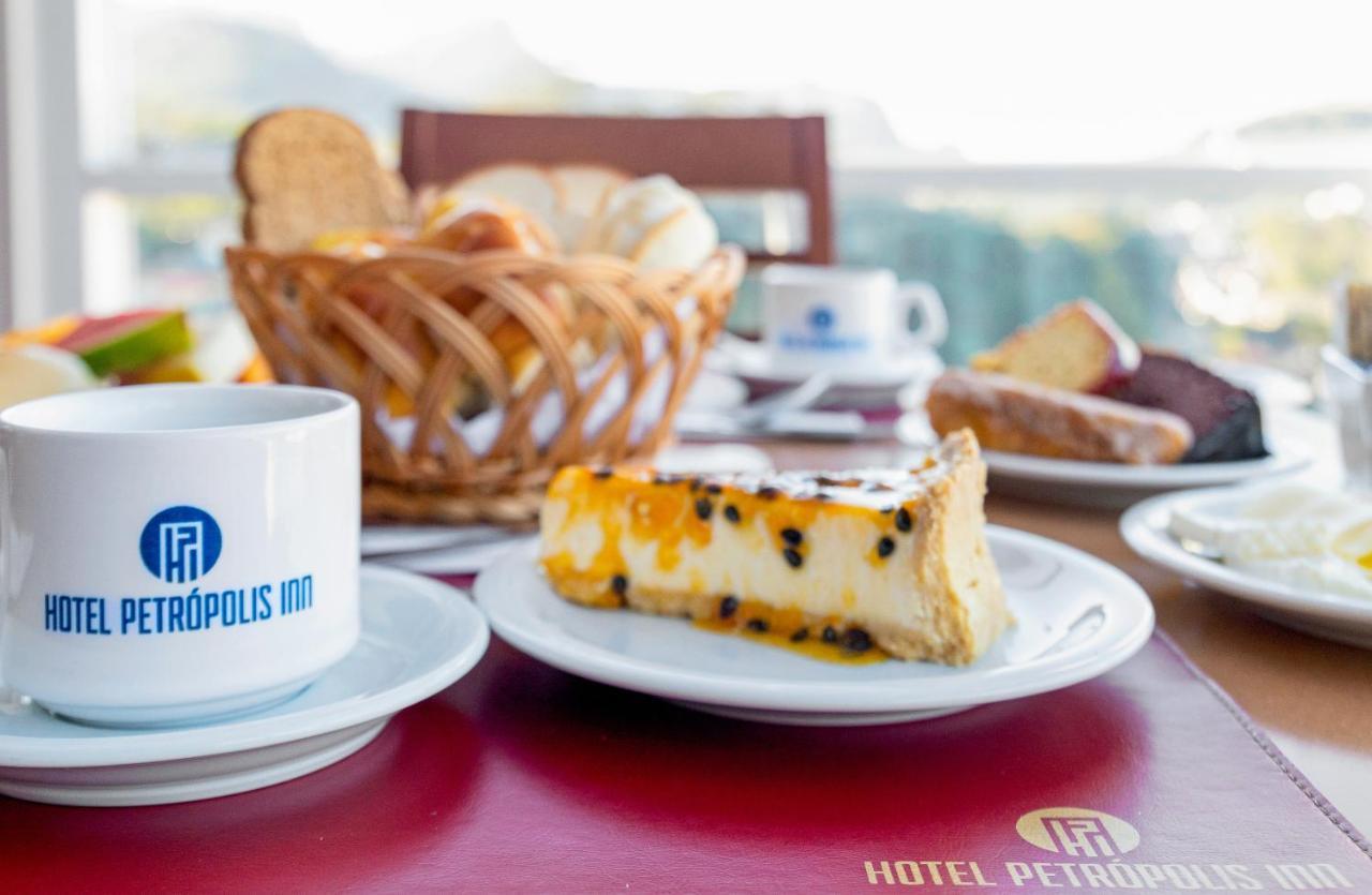 Hotel Petropolis Inn Екстер'єр фото