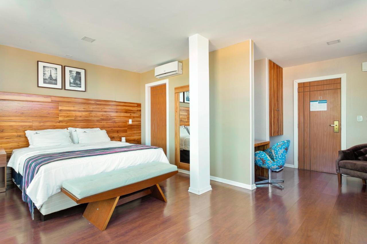 Hotel Petropolis Inn Екстер'єр фото