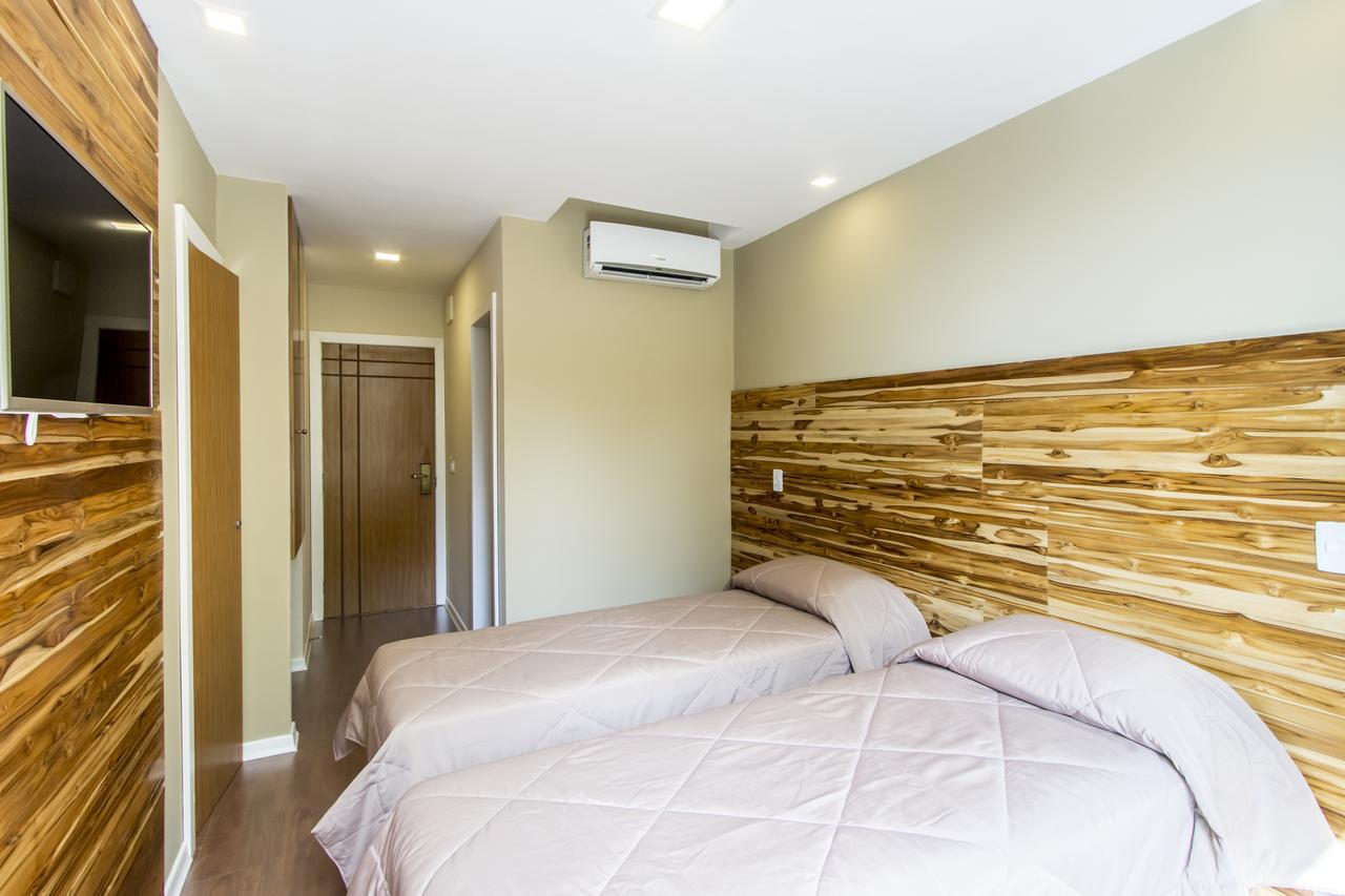 Hotel Petropolis Inn Екстер'єр фото